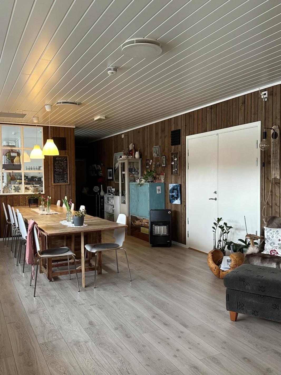 Hotel Saga, Unikt Badehotell Med 5 Rom, Sauna Og Badebrygge - Inderoy